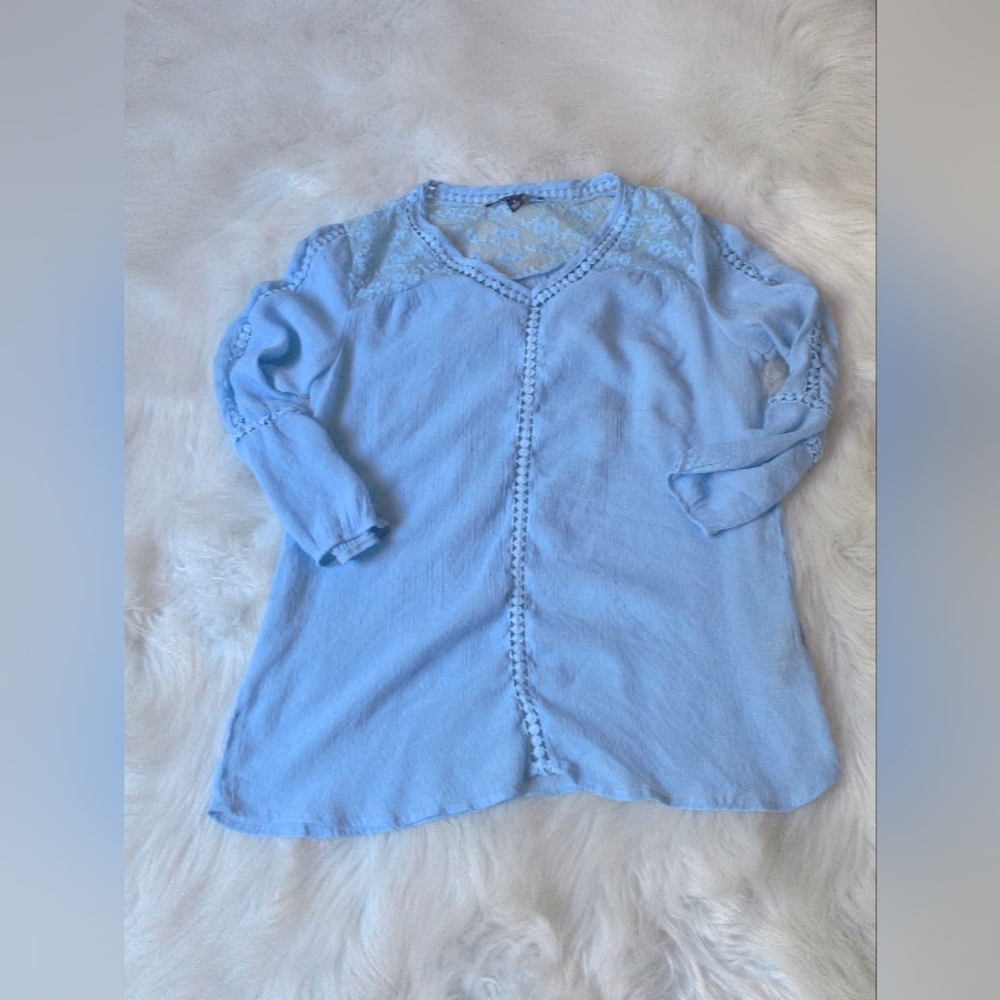 ZAC & RACHEL Embroidered Blouse Size S